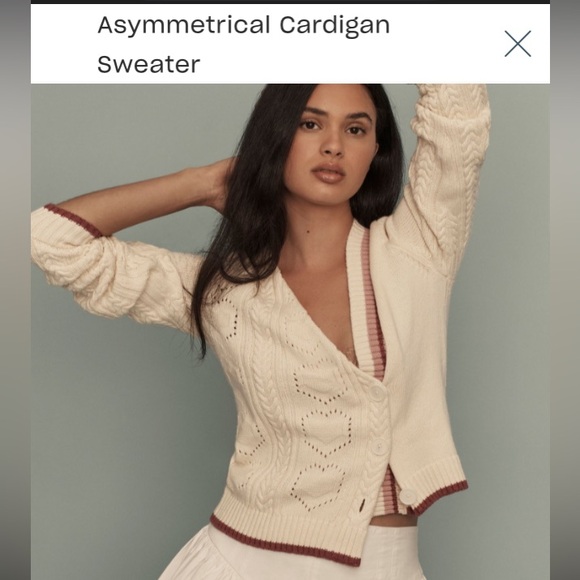 Anthropologie Sweaters - Anthropologie size large asymmetrical size large sweater excellent condition